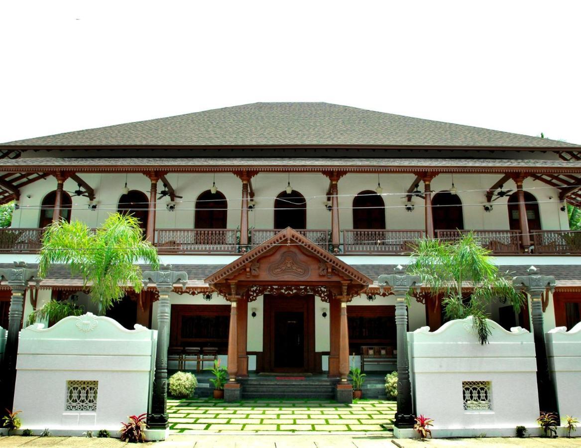 Villa De 1945 Mahe Exterior photo